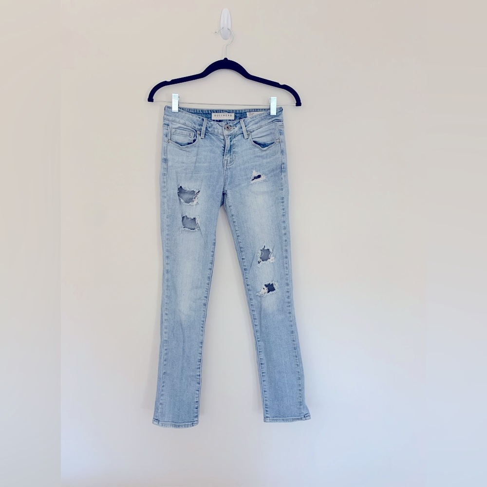 America Eagle // Distressed // Low Rose Skinny // Jeans // 00 or 24
